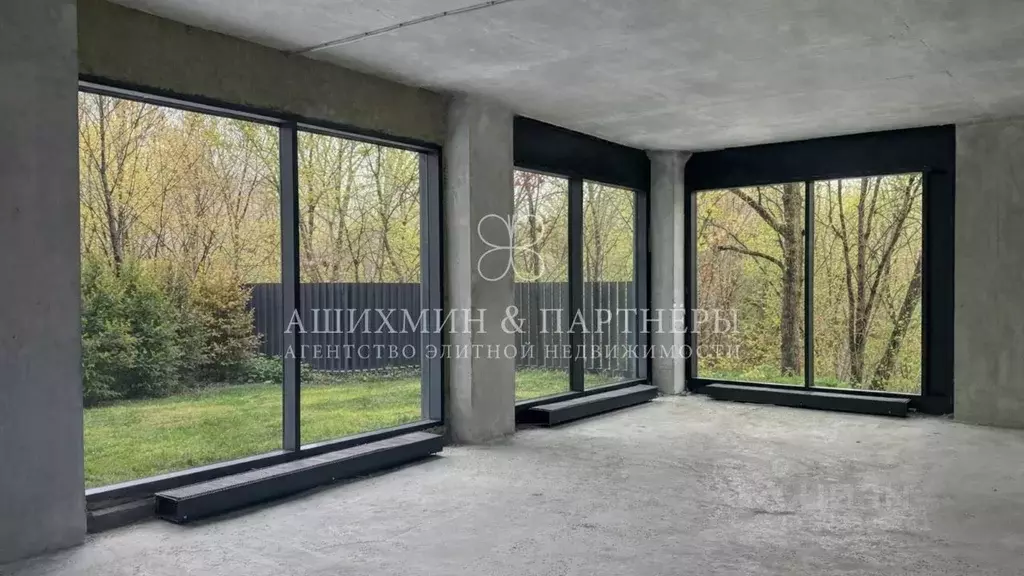 5-к кв. Москва Мосфильмовская ул., 1к10 (191.0 м) - Фото 1