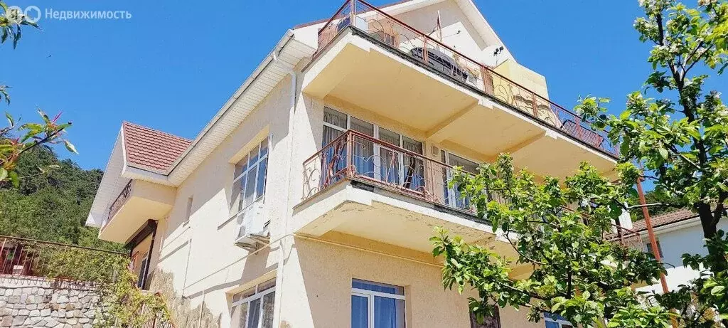Дом в посёлок городского типа Никита, Кедровая улица, 41 (292 м) - Фото 1