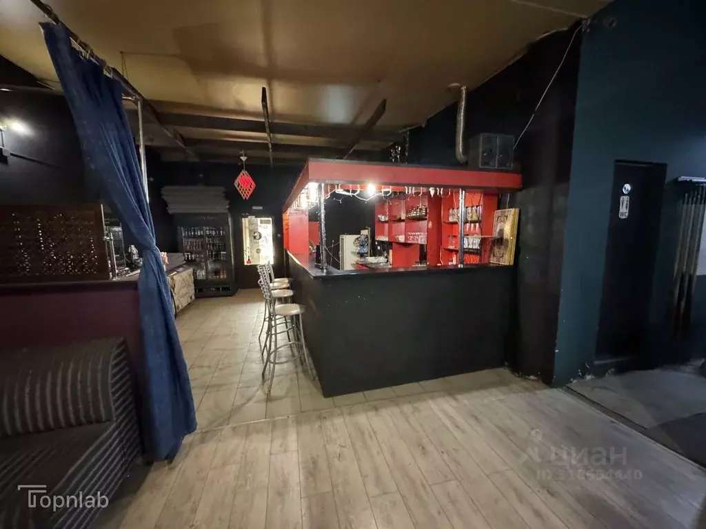 Помещение свободного назначения в Астраханская область, Астрахань ул. ... - Фото 1