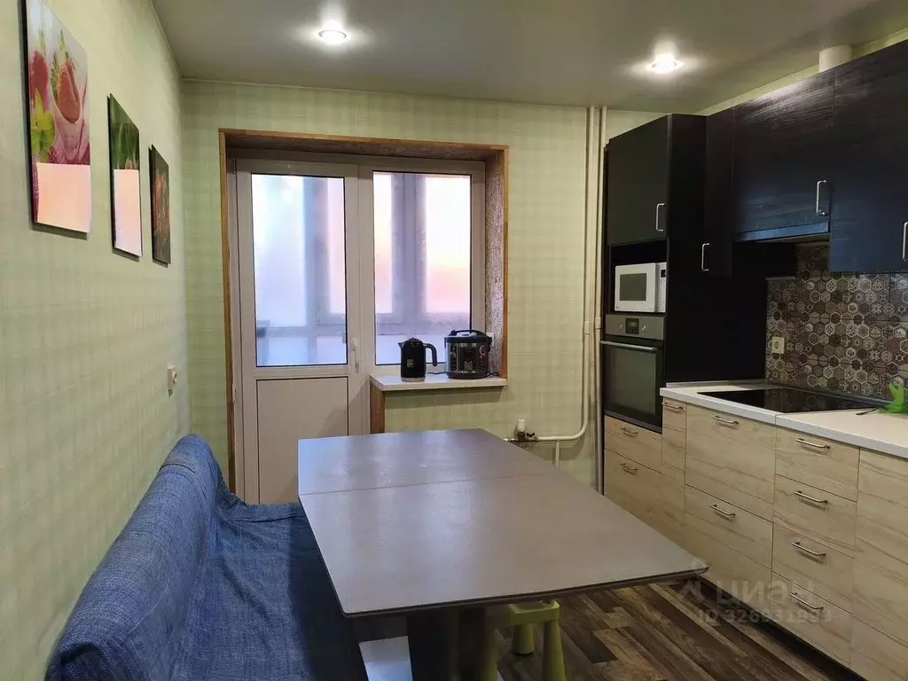 3-к кв. Санкт-Петербург пос. Парголово, ул. Федора Абрамова, 18к1 ... - Фото 1