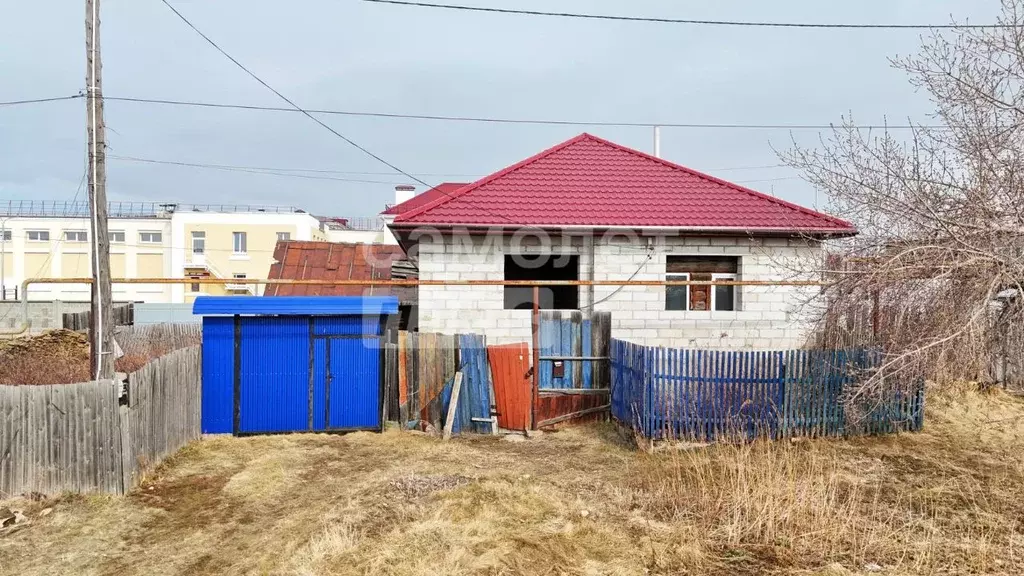 Дом в Челябинская область, Касли Партизанская ул. (150 м) - Фото 1