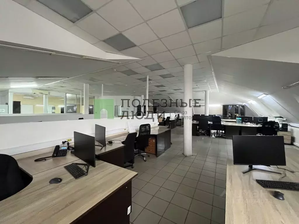 Офис в Астраханская область, Астрахань ул. Набережная Приволжского ... - Фото 1