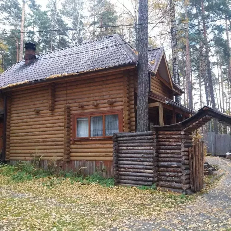 Дом в Свердловская область, Верхняя Пышма городской округ, пос. ... - Фото 0