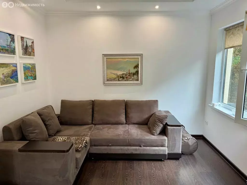 Квартира-студия: Партенит, Парковая улица, 5А (30.6 м) - Фото 1