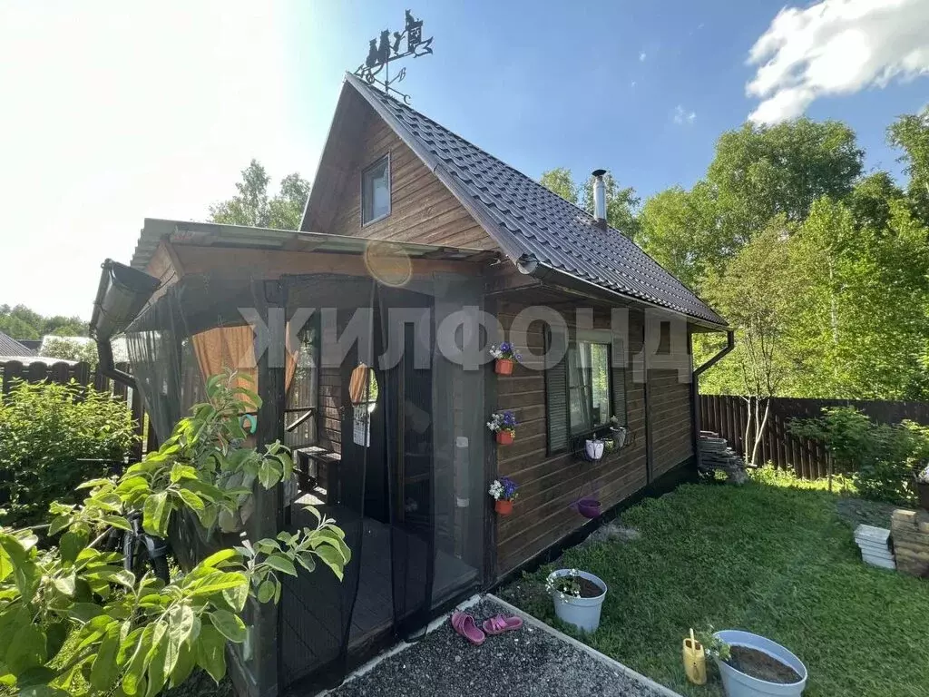 Дом в Новосибирск, улица Набережная Плющихи (30 м) - Фото 1