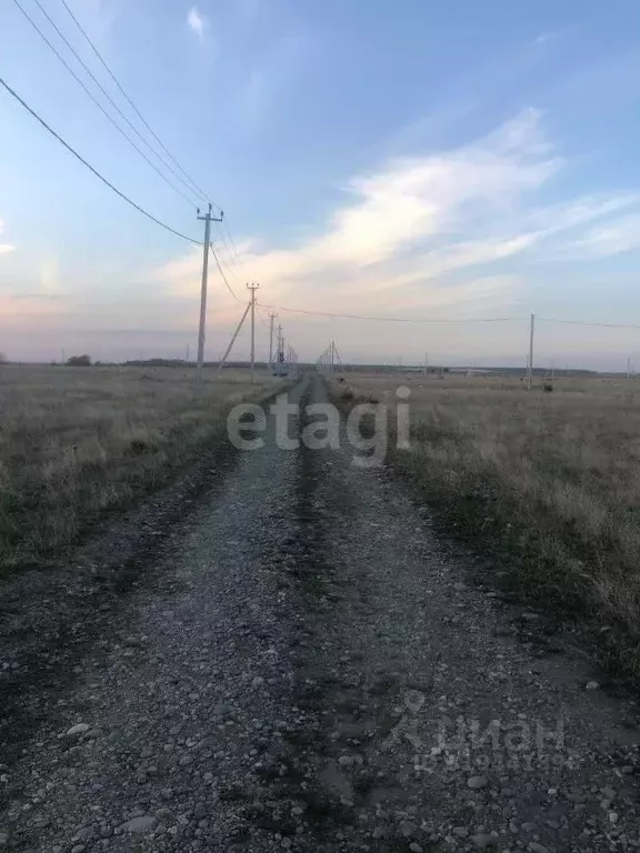 Участок в Адыгея, Майкопский район, Кировское с/пос, Северо-Восточные ... - Фото 0