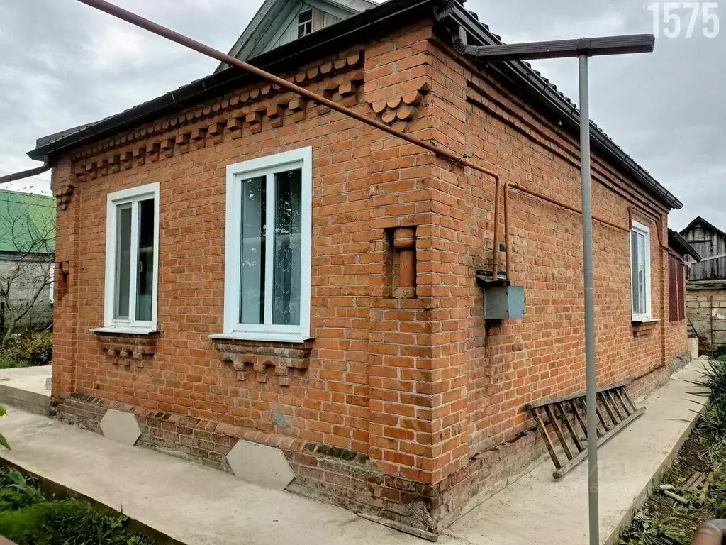 Дом в Краснодарский край, Динской район, Новотитаровская ст-ца Крайняя ... - Фото 2