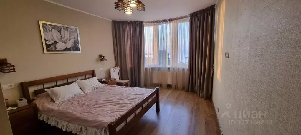 2-к кв. Севастополь ул. Героев Бреста, 116 (65.0 м) - Фото 1