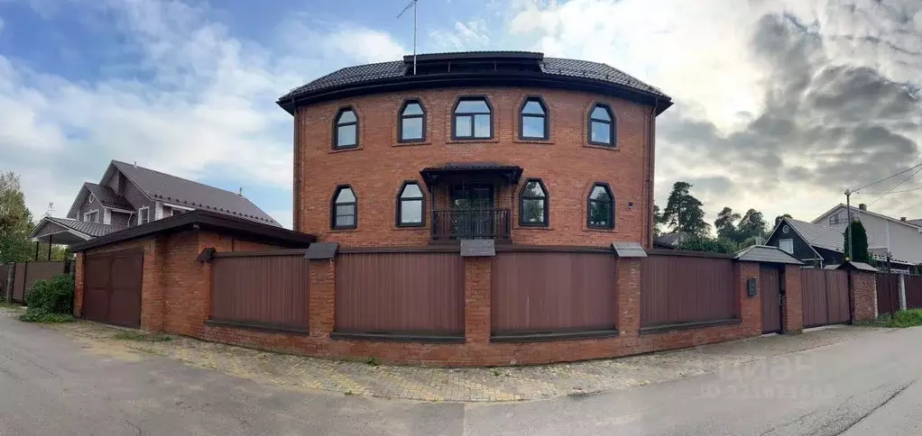 Дом в Санкт-Петербург, Санкт-Петербург, Сестрорецк 2-я линия, 19 (540 ... - Фото 2