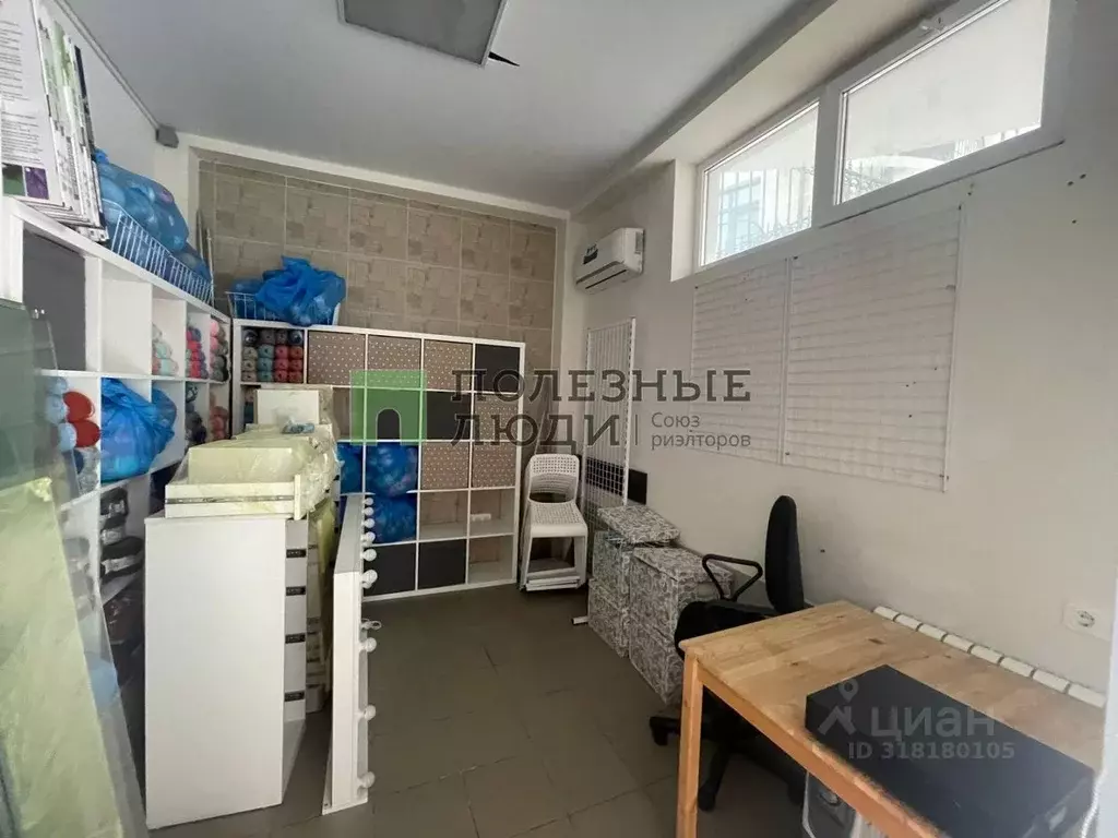 Офис в Краснодарский край, Геленджик Крымская ул., 19к11 (10 м) - Фото 0