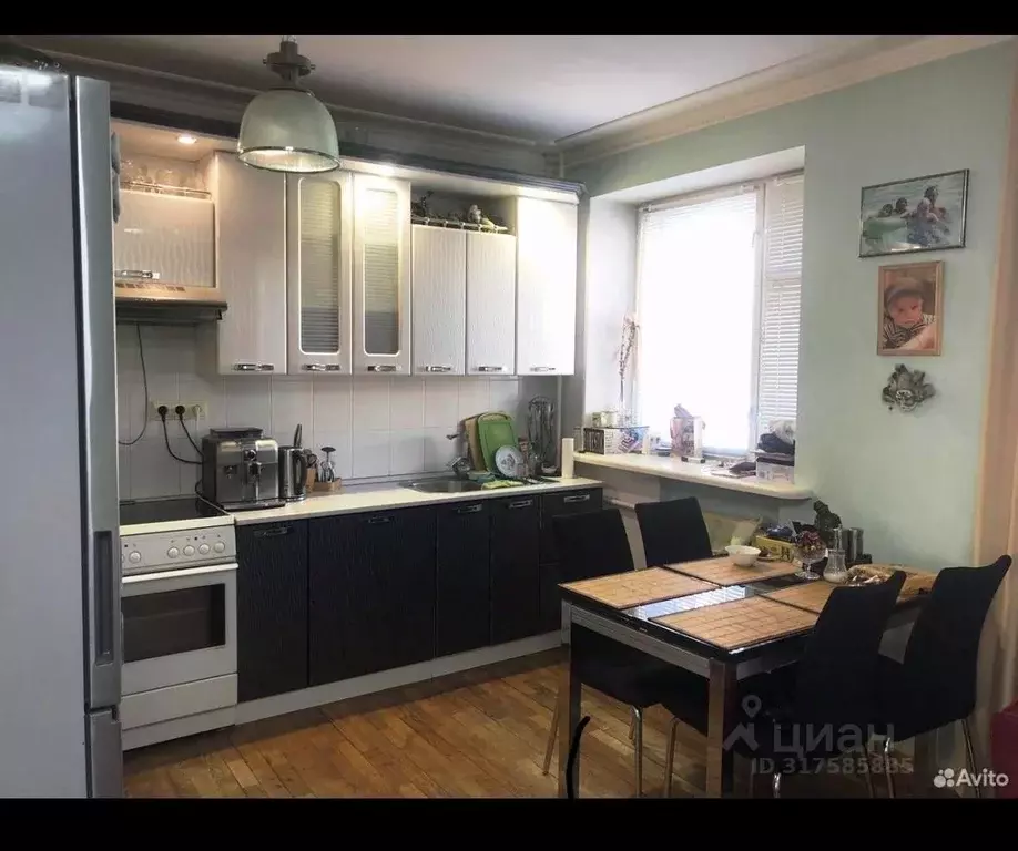 2-к кв. Омская область, Омск Съездовская ул., 4 (58.6 м) - Фото 0