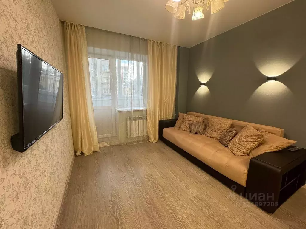 2-к кв. Кировская область, Киров ул. Морозовская, 71А (40.0 м) - Фото 2