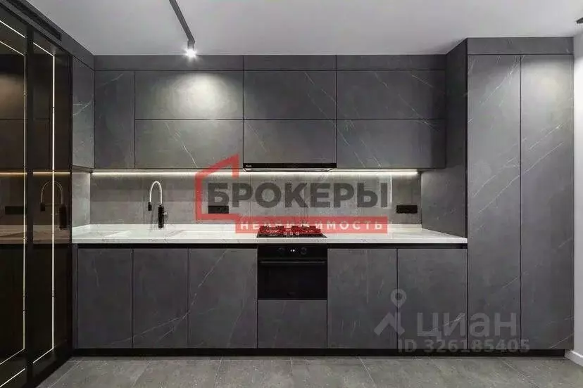 2-к кв. Севастополь ул. Колобова, 20 (67.6 м) - Фото 2