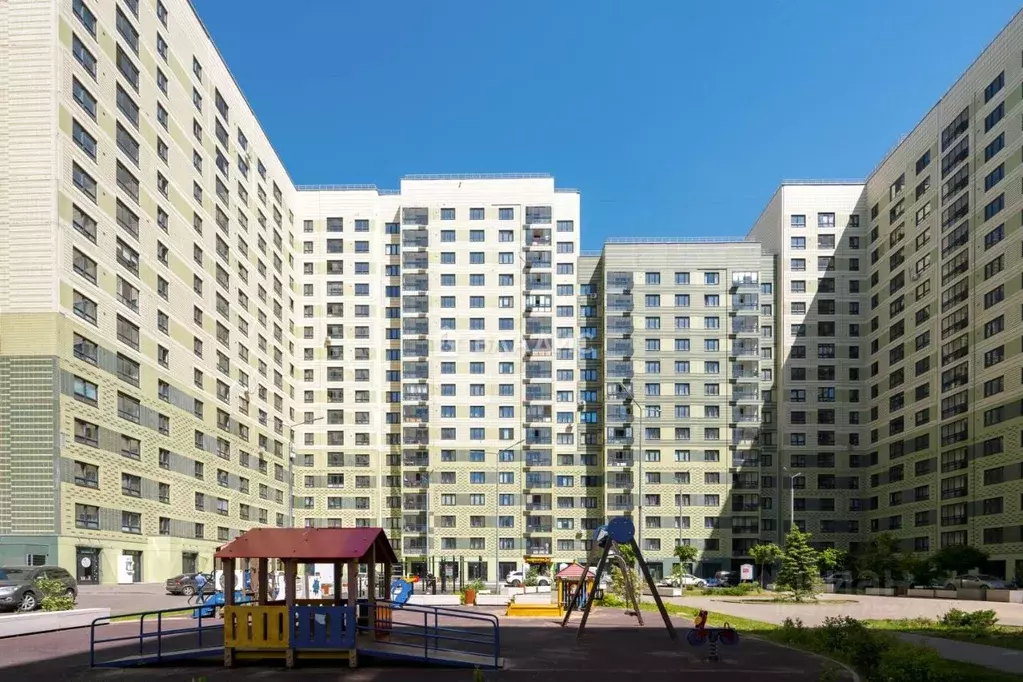 3-к кв. Москва ул. Маршала Еременко, 5к1 (74.1 м) - Фото 1