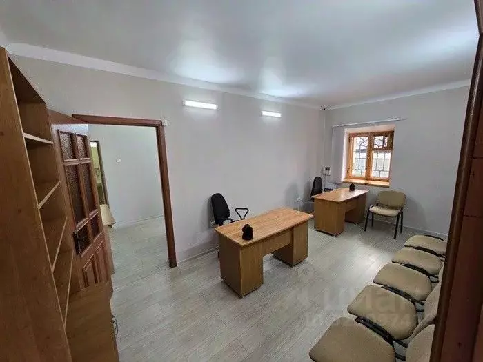 Офис в Севастополь ул. Ленина, 5 (40 м) - Фото 2
