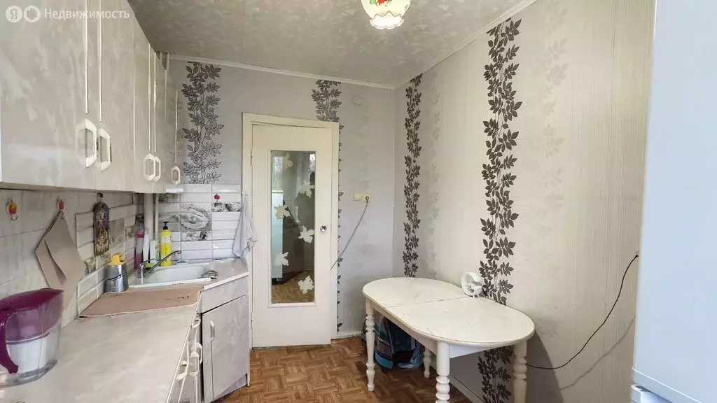 2-комнатная квартира: Кувандык, Молодёжная улица, 21Б (47.9 м) - Фото 2