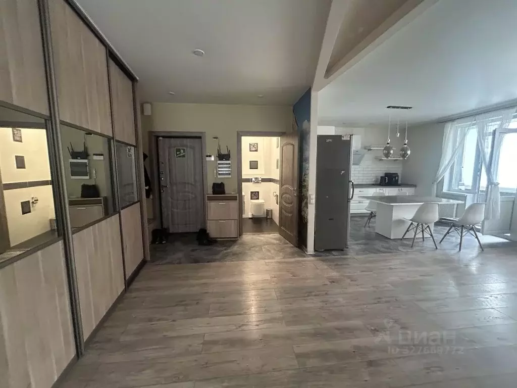 3-к кв. Свердловская область, Екатеринбург ул. Павла Шаманова, 21 ... - Фото 2