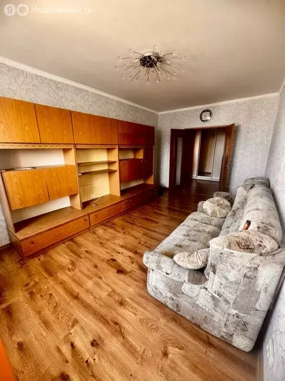 3-комнатная квартира: Симферополь, Балаклавская улица, 51 (79.2 м) - Фото 1