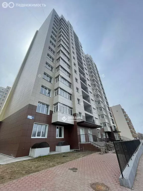2-комнатная квартира: Южно-Сахалинск, Больничная улица, 2/6 (72 м) - Фото 0
