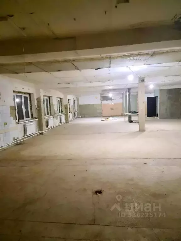 Помещение свободного назначения в Орловская область, Орел ул. ... - Фото 1