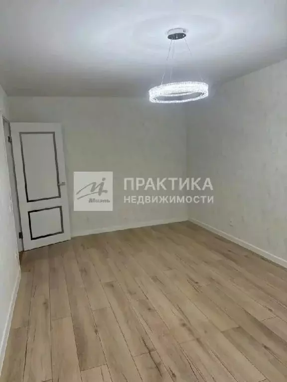 Продается 1-комнатная квартира - Фото 1