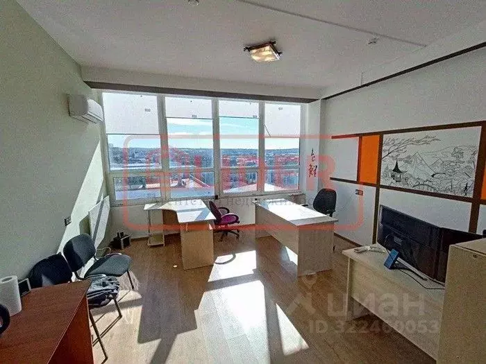 Офис в Севастополь ул. Хрусталева, 74А (18 м) - Фото 1