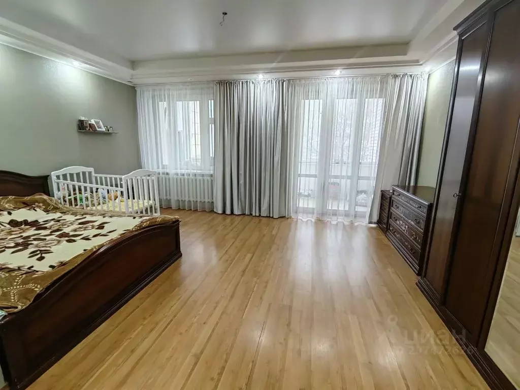 2-к кв. Брянская область, Брянск ул. Софьи Перовской, 57 (116.1 м) - Фото 1