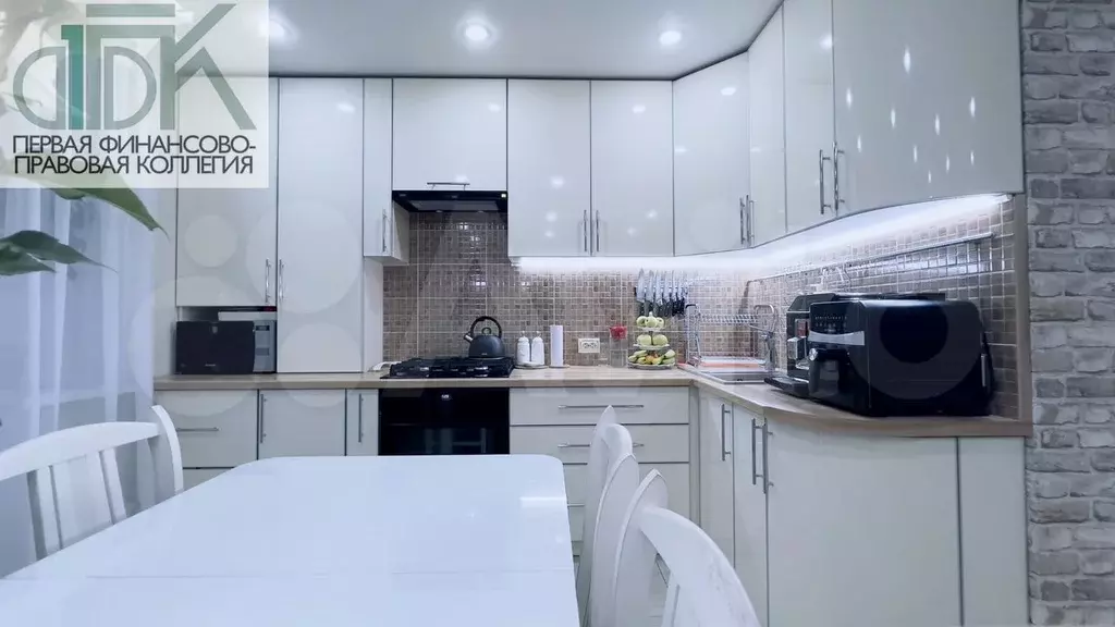 3-к. квартира, 65 м, 2/5 эт. - Фото 1
