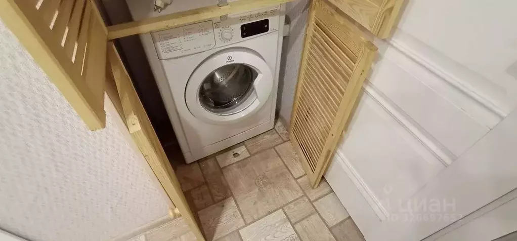 4-к кв. Новгородская область, Великий Новгород Волховский мкр, ул. ... - Фото 2