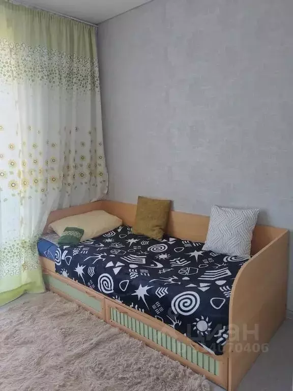 Комната Кемеровская область, Новокузнецк проезд Курбатова, 4 - Фото 1