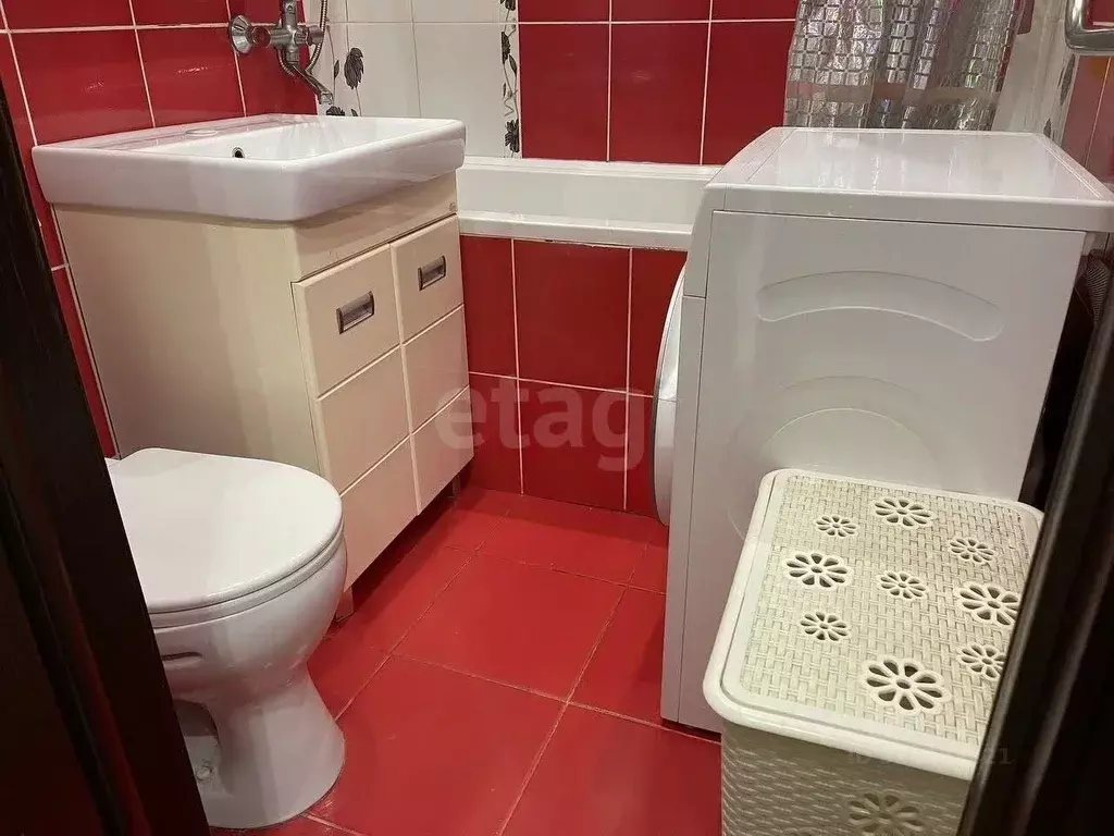 2-к кв. Ярославская область, Рыбинск Волжская наб., 171 (44.1 м) - Фото 1