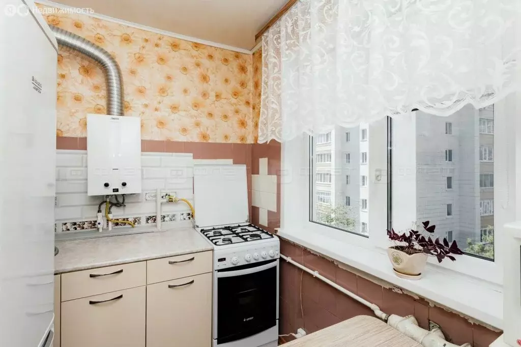 3-комнатная квартира: Казань, Краснококшайская улица, 166 (56.3 м) - Фото 0