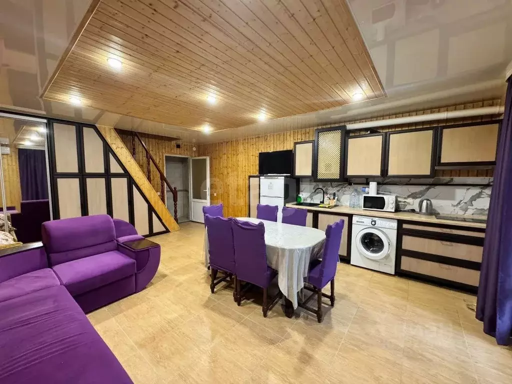 Таунхаус в Крым, Феодосия наб. Черноморская (88 м) - Фото 1