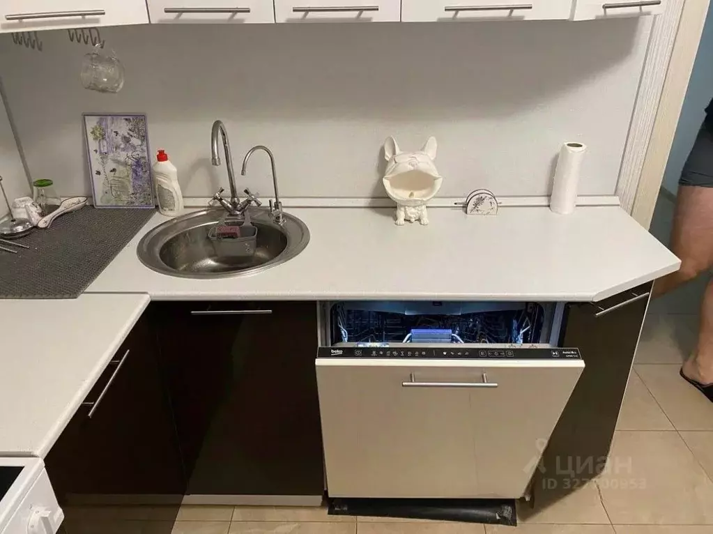 2-к кв. Московская область, Химки Сходня мкр, Железнодорожная ул., ... - Фото 2