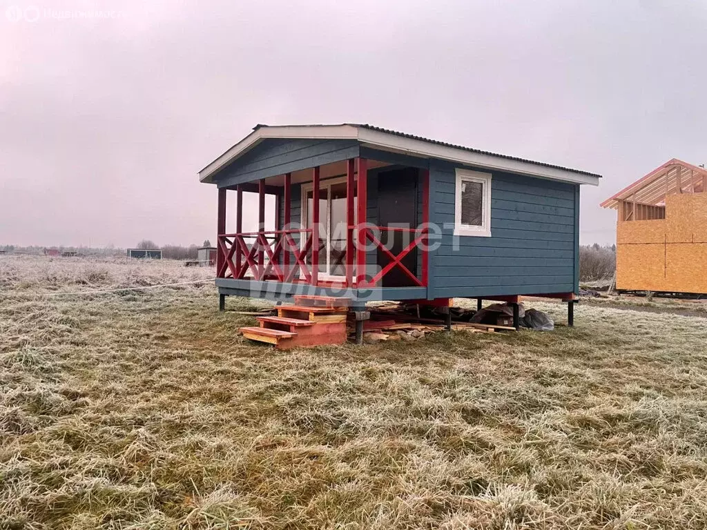 Дом в Ленинградская область, Тосненское городское поселение, деревня ... - Фото 1