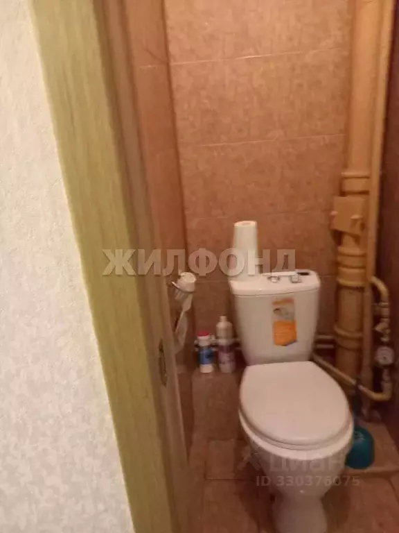 Комната Новосибирская область, Новосибирск ул. Белинского, 6 (17.0 м) - Фото 2