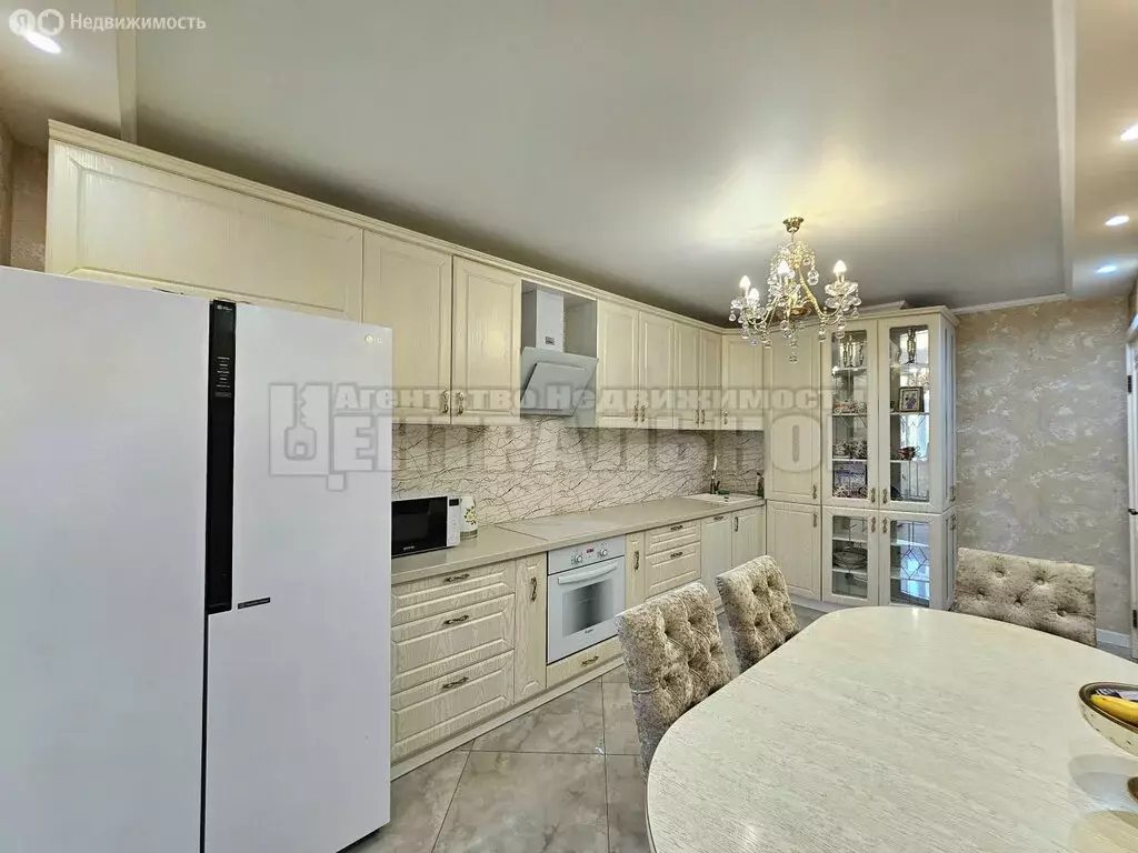 3-комнатная квартира: Смоленск, проспект Гагарина, 43А (97.06 м) - Фото 1
