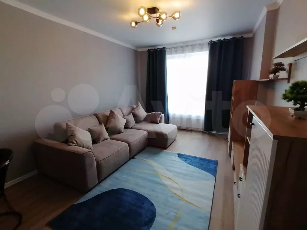 2-к. квартира, 60 м, 13/16 эт. - Фото 0