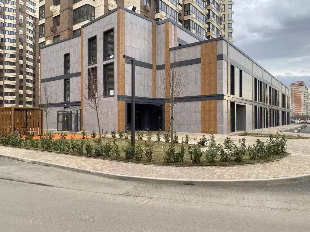 Помещение свободного назначения в Краснодарский край, Краснодар Имени ... - Фото 1