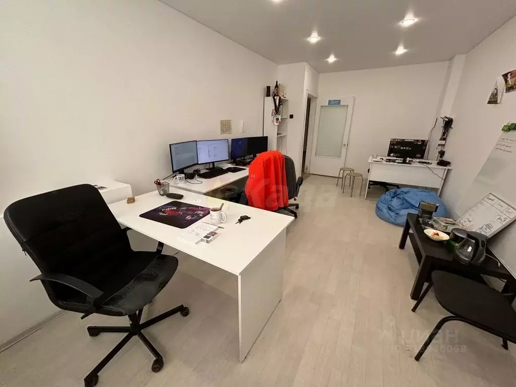 Офис в Ульяновская область, Ульяновск ул. Докучаева, 24 (78 м) - Фото 2