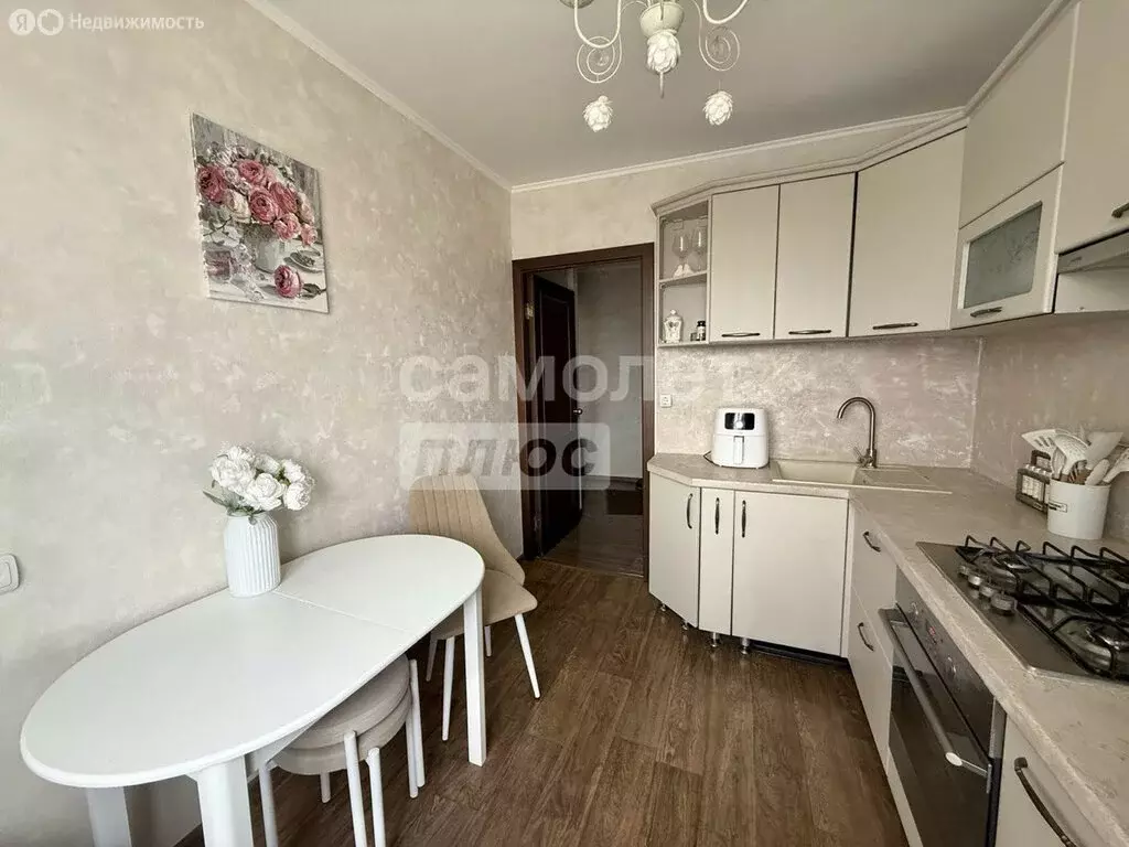 3-комнатная квартира: Оренбург, Дальний переулок, 45 (64.8 м) - Фото 0