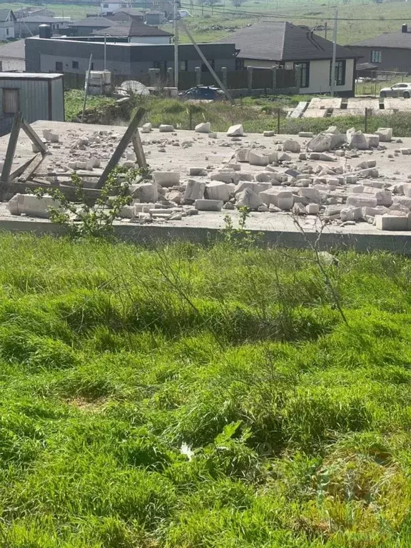 Участок в Крым, Симферопольский район, с. Мирное ул. Угловая, 9 (7.9 ... - Фото 2