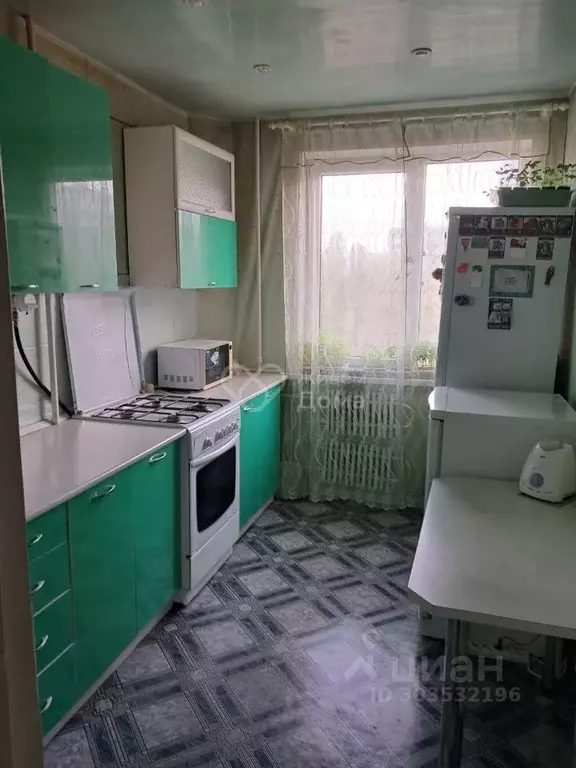 4-к кв. Волгоградская область, Волгоград ул. Репина, 13 (85.1 м) - Фото 0