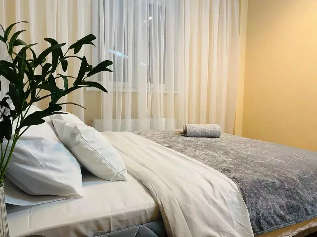 1-к кв. Челябинская область, Челябинск Российская ул., 75 (40.0 м) - Фото 2