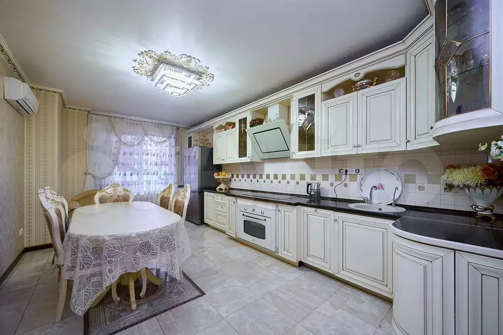3-к. квартира, 151 м, 2/17 эт. - Фото 1