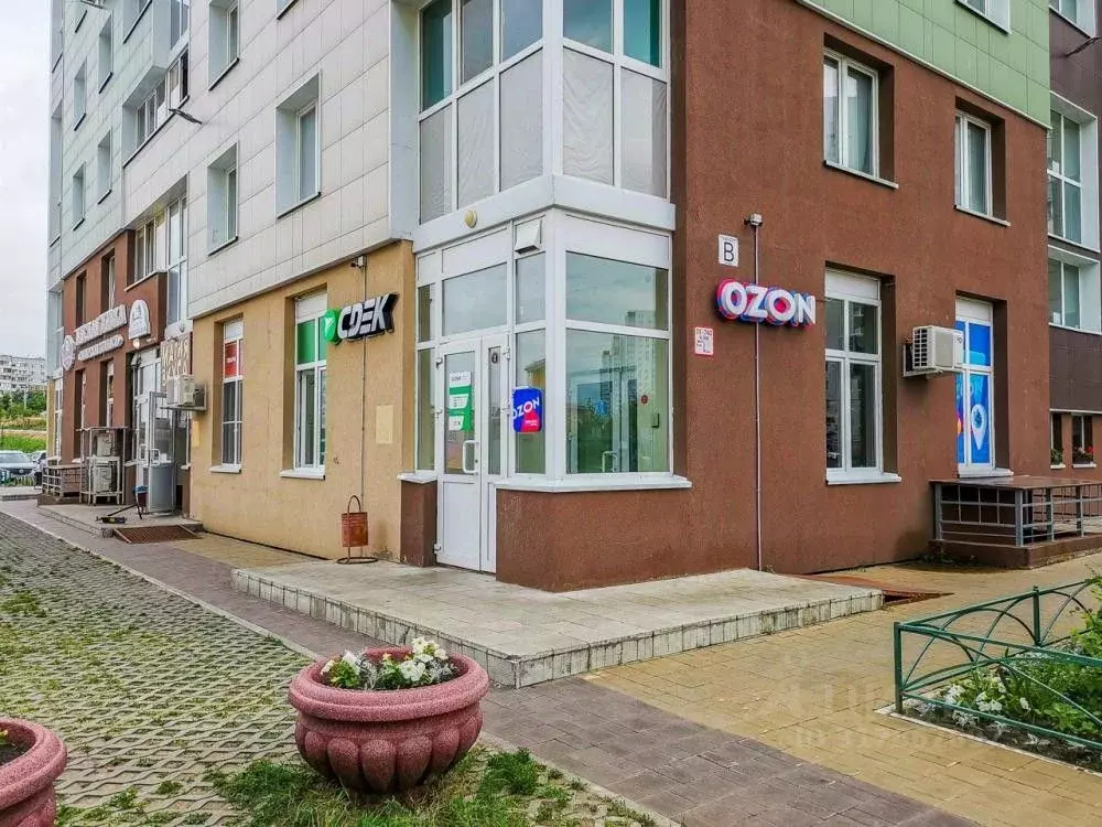 2-к кв. Омская область, Омск бул. М.М. Кузьмина, 27 (58.4 м) - Фото 1