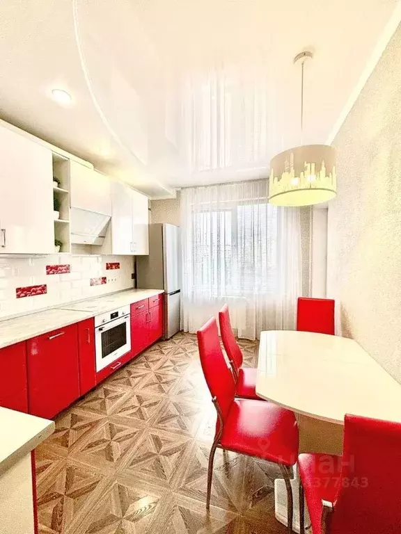 2-к кв. Белгородская область, Белгород ул. Чапаева, 14А (72.4 м) - Фото 1