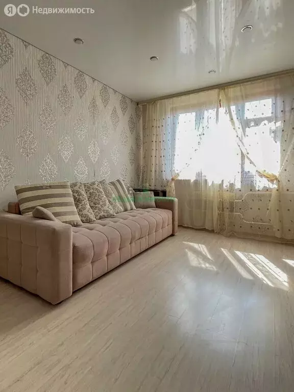 3-комнатная квартира: Балаково, улица Шевченко, 46 (50 м) - Фото 0