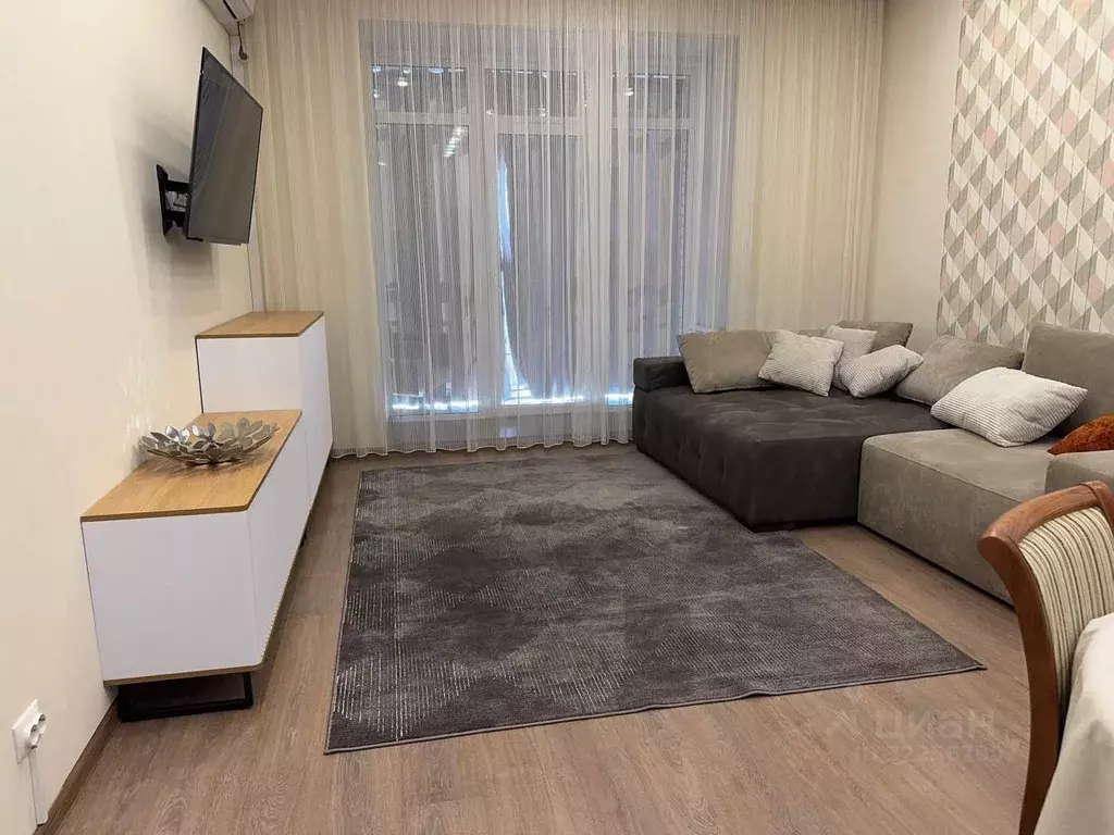 2-к кв. Красноярский край, Красноярск ул. Авиаторов, 21 (62.0 м) - Фото 1