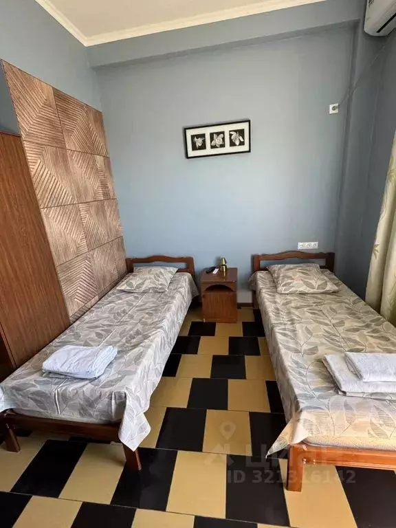 Комната Краснодарский край, Сочи Лазаревское жилрайон, ул. Суворова, 8 - Фото 1